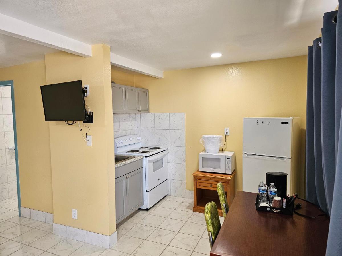 Westernaire Motel Mesa Bagian luar foto