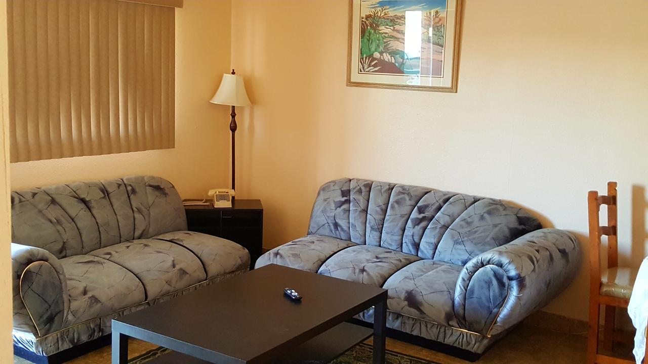 Westernaire Motel Mesa Bagian luar foto