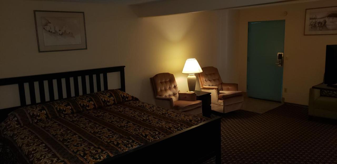Westernaire Motel Mesa Bagian luar foto