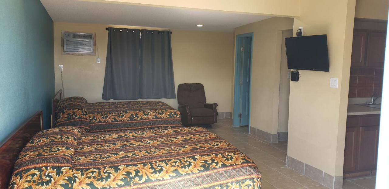 Westernaire Motel Mesa Bagian luar foto