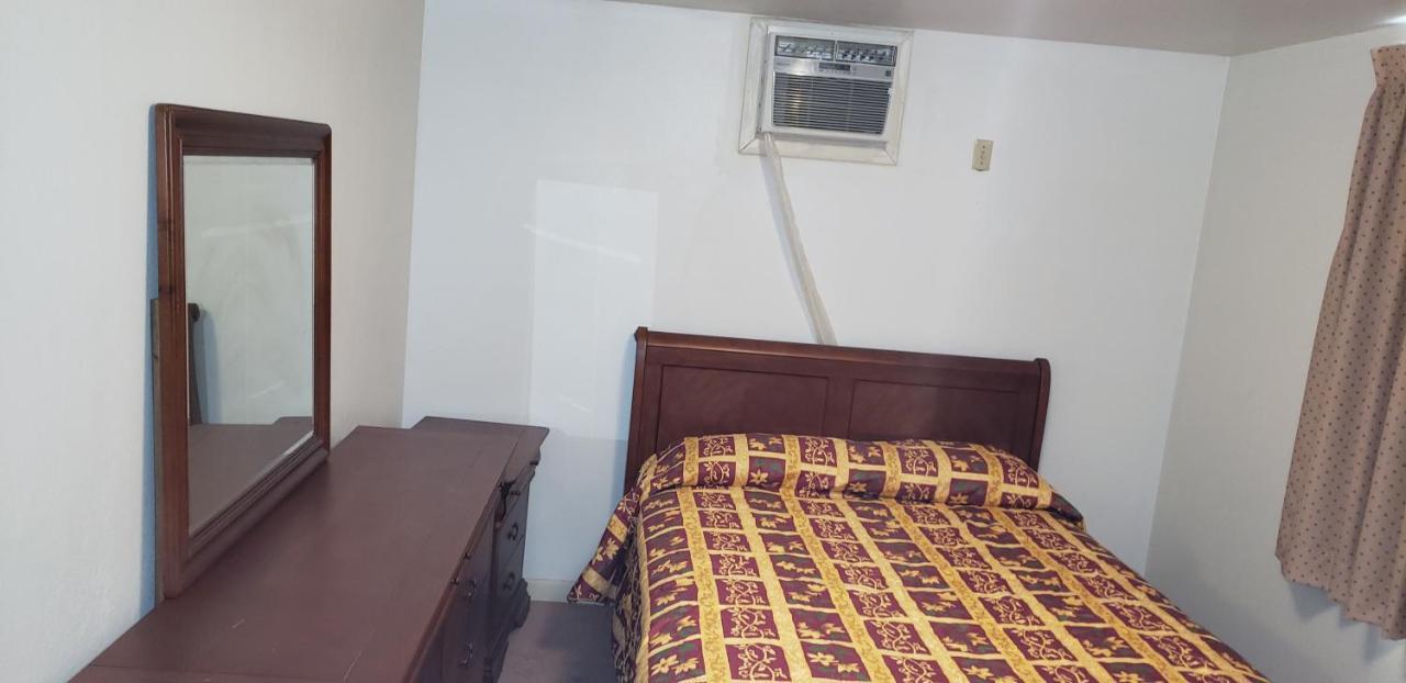 Westernaire Motel Mesa Bagian luar foto